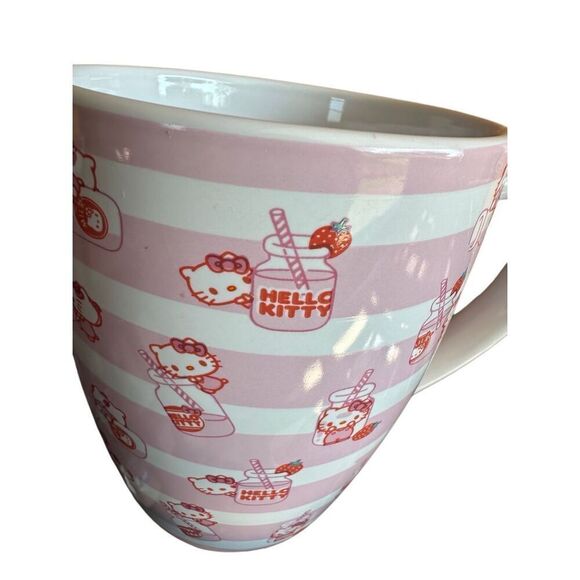 Hello Kitty by Sanrio Strawberry Milk & Stripes JUMBO Coffee Cup Pink & White 25 - Picture 3 of 5